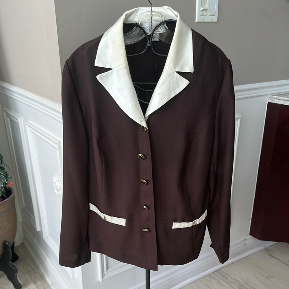 Chic Women's Brown Blazer with White  silky Accents